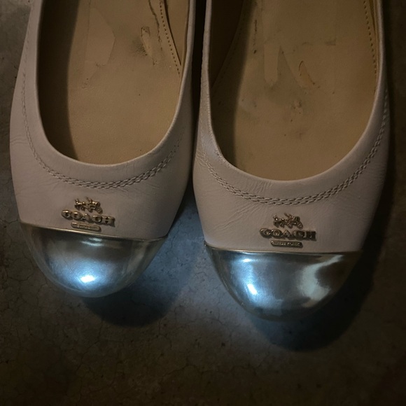 Coach White Leather Ballet Flats with Gold Cap Toe - Picture 2 of 4